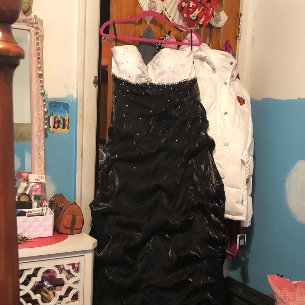 Long black & White dress Used,